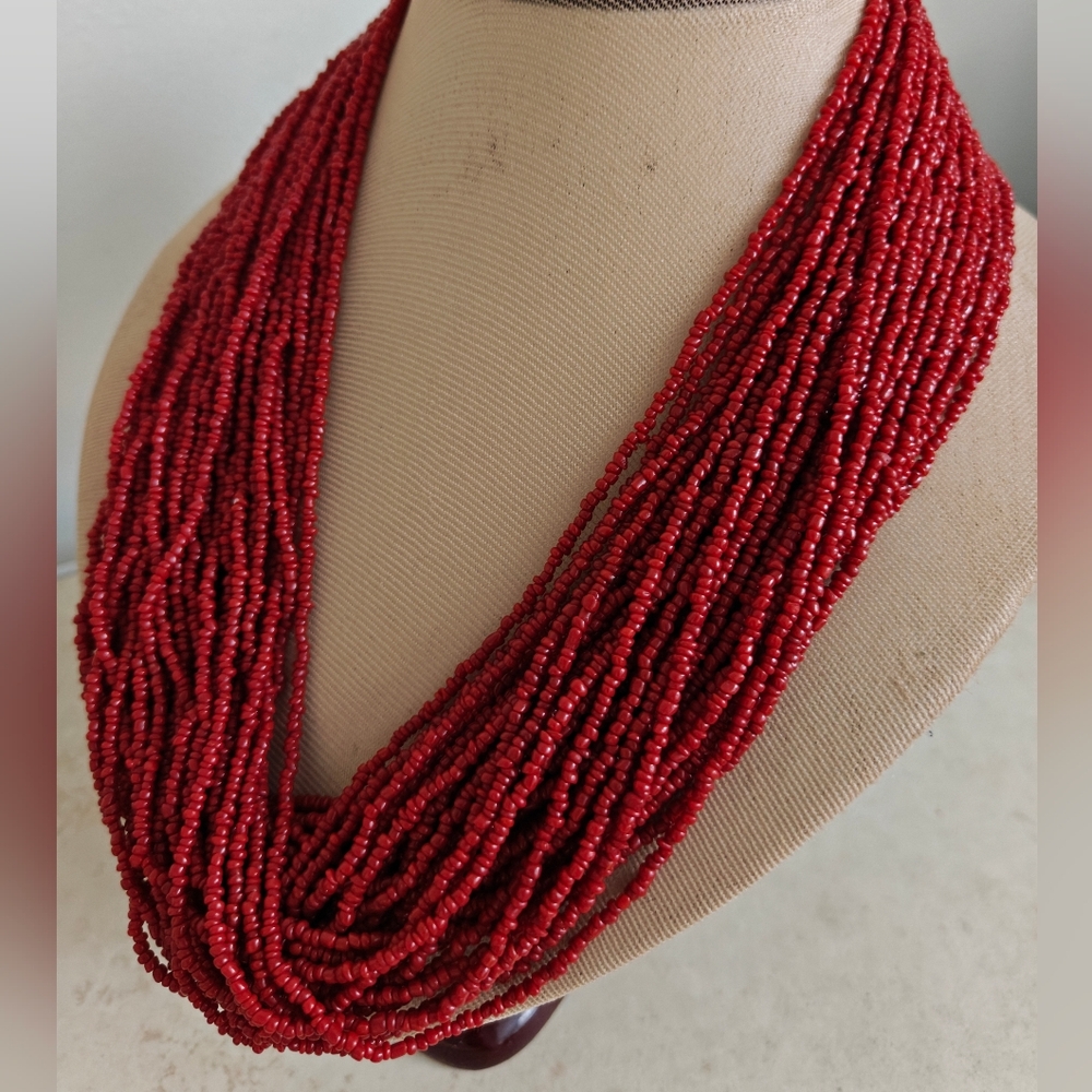 Vintage Red Coral Beaded 39 Strands Necklace - Picture 3 of 16